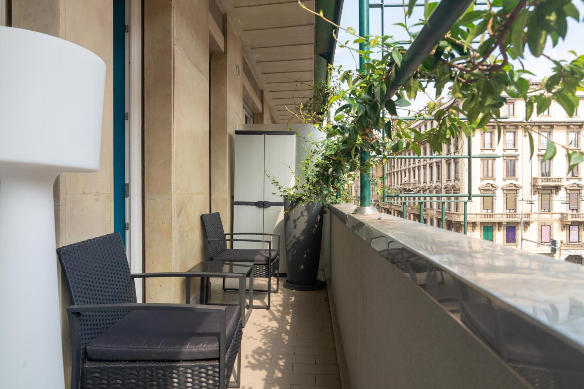 Suite Casa Degli Specchi, Appartamento Di Lusso In Galleria Buenos Aires Милано Екстериор снимка