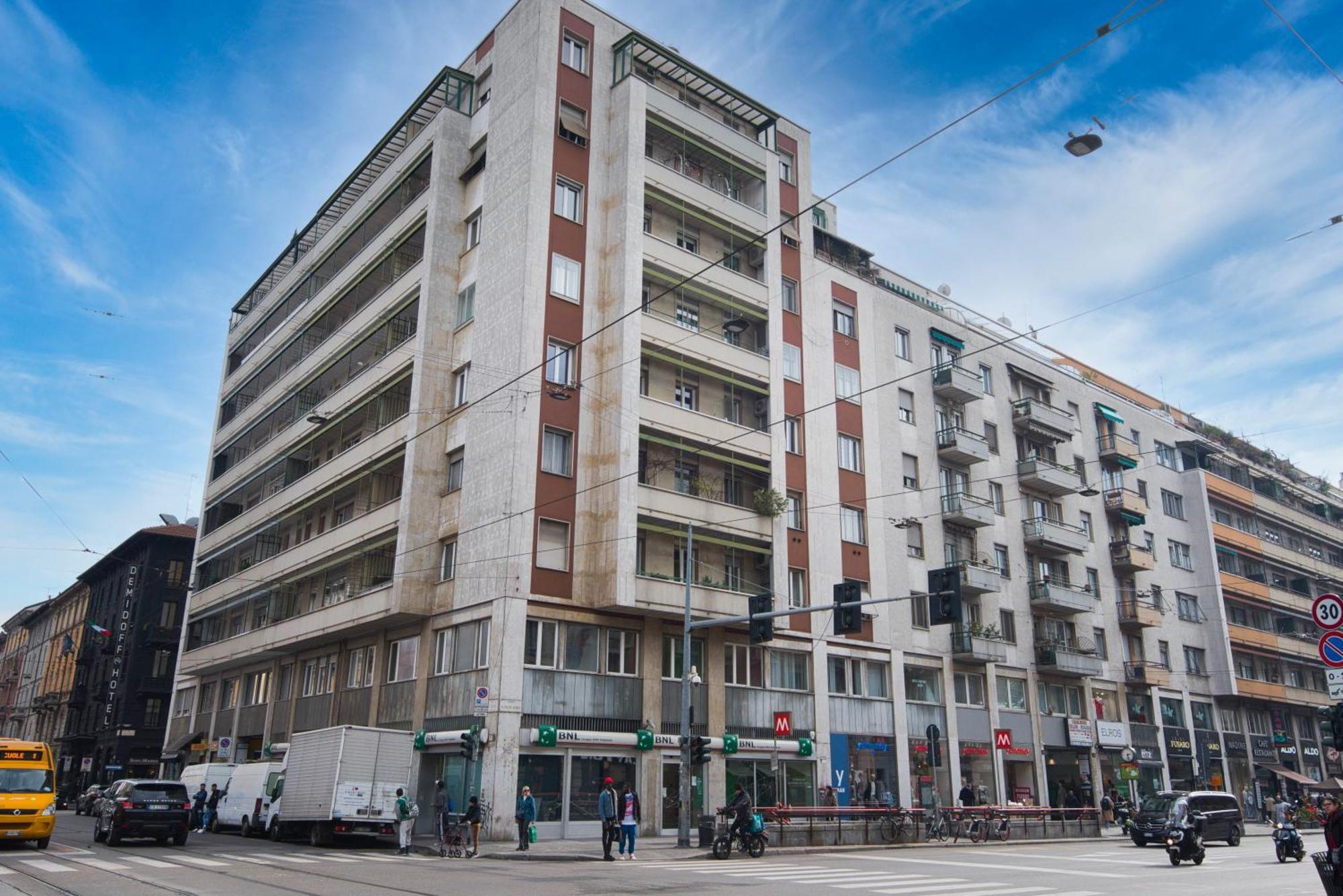 Suite Casa Degli Specchi, Appartamento Di Lusso In Galleria Buenos Aires Милано Екстериор снимка